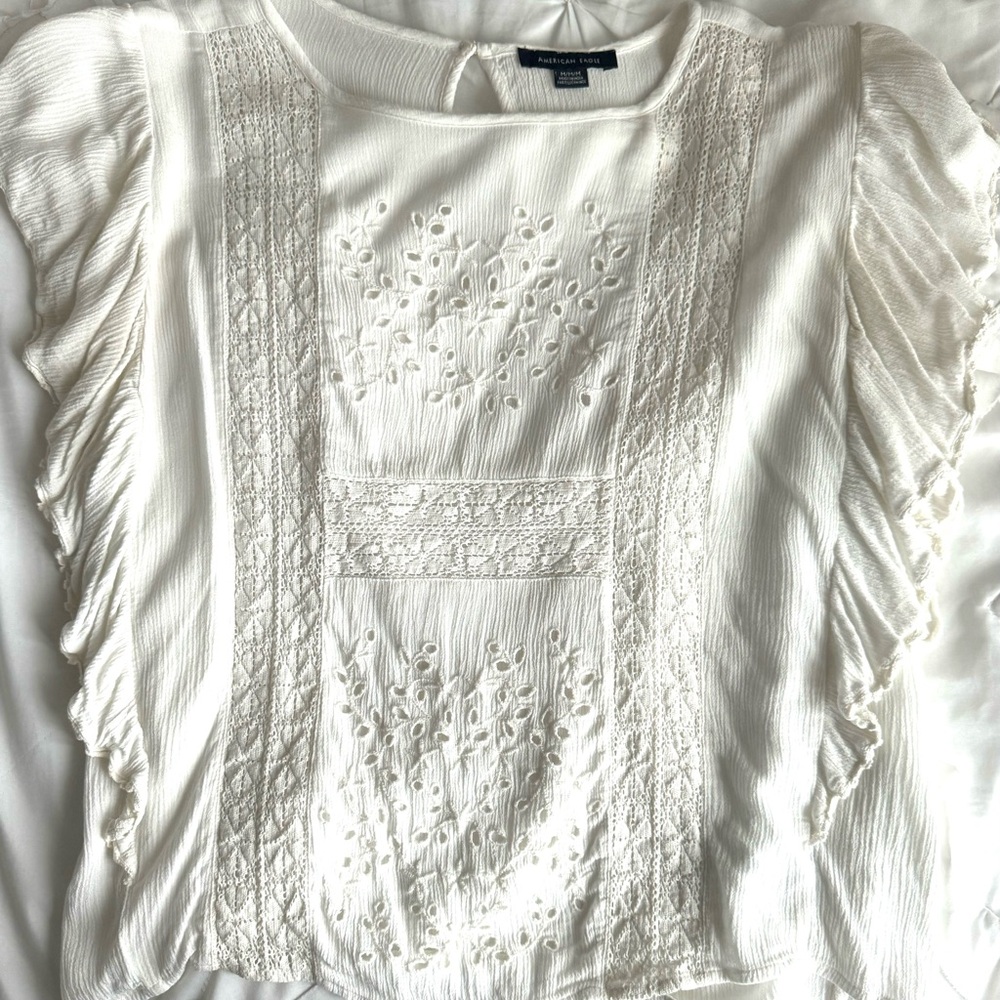 American Eagle White Flowy Sleeve Blouse